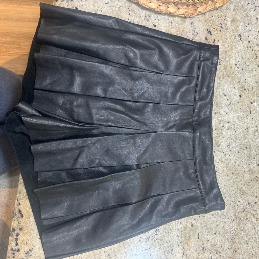Primark Black Mini Skirt/Skort with Pleats